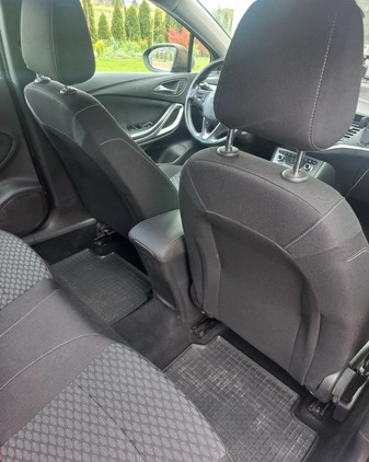 Opel Astra cena 47900 przebieg: 108600, rok produkcji 2017 z Brodnica małe 106